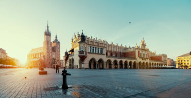 זריחה בקראקוב, פולין