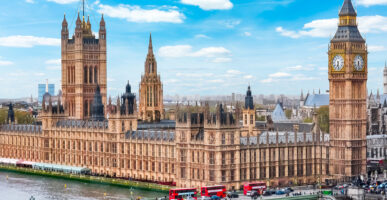 בקשת Eta לבריטניה